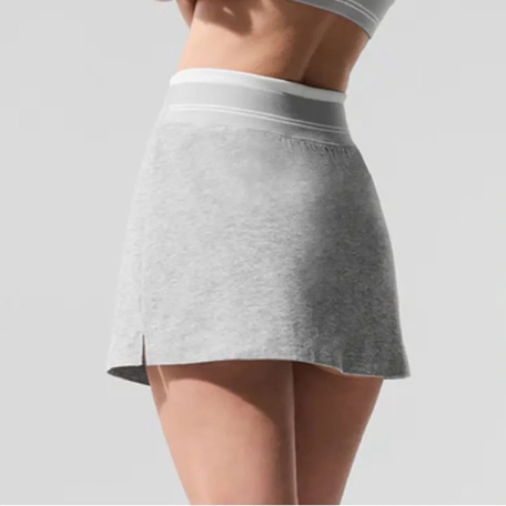 Alo Airbrush Better Together Tennis Skirt NWT Heather GreyWhite